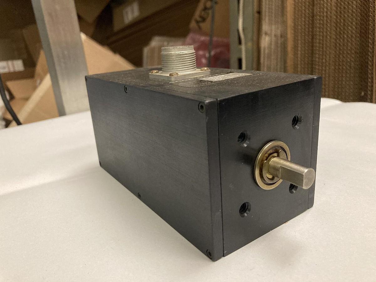 Used Accu-Coder,715-1-S N,Encoder 500 Pulses Per Rev