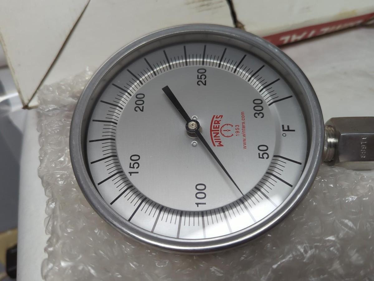 WINTERS,TBM51090B20,BIMETAL THERMOMETER RANGE 50/300F 5"DIAL 9" STEM 1/2" NPT
