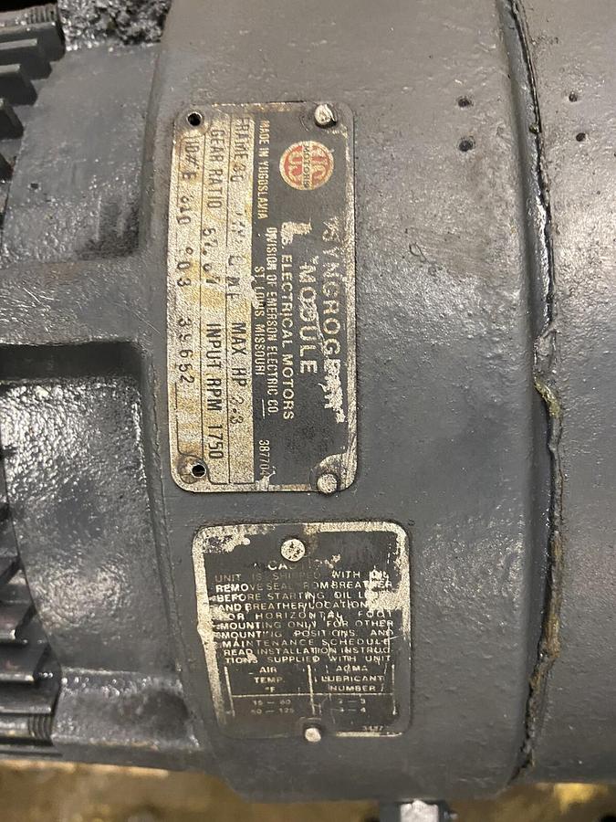 Used US Motors,NA,Syncrogear Gearmotor Frame 30 Max Hp 3.3 Ratio 57.67 Input 1750RPM