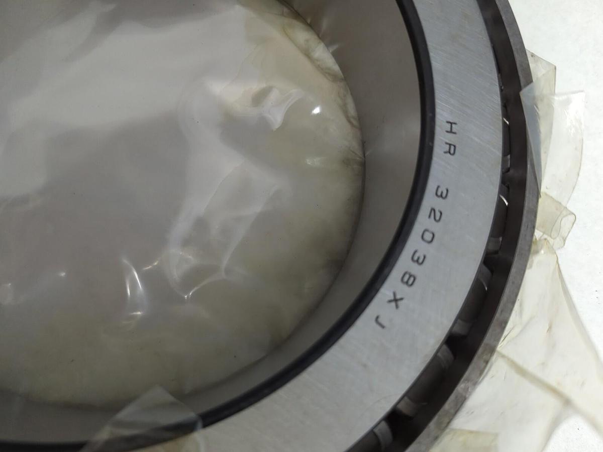 NSK,HR32036XJ,TAPERED ROLLER BEARING FULL ASSEMBLY 180X280X64MM NOS