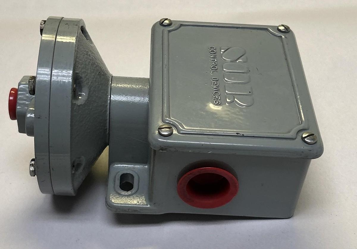 SOR,12NN-N66-N4-B1A,PRESSURE SWITCH NOS