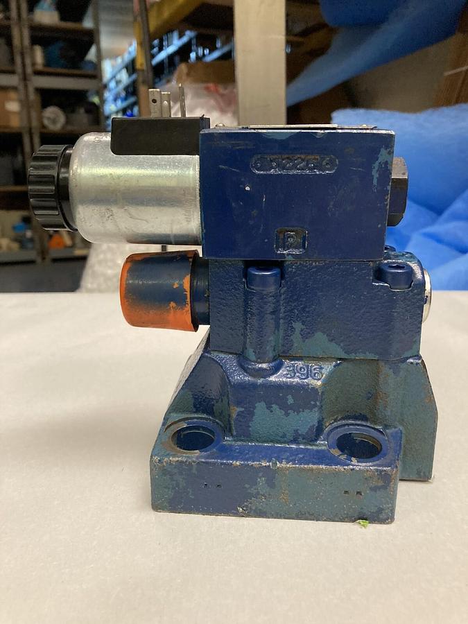 Used Mannesmann Rexroth,DBW20B2-52/315-6EG24NZ55LV/12,Hydraulic Relief Valve