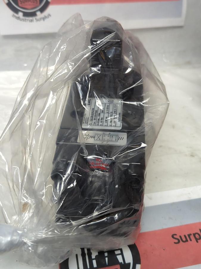 EMG,390159-00063744,TYPE SV1-10/4/120/6 SERVO VALVE 40OHM 5-120 BAR24VDC 250HZ