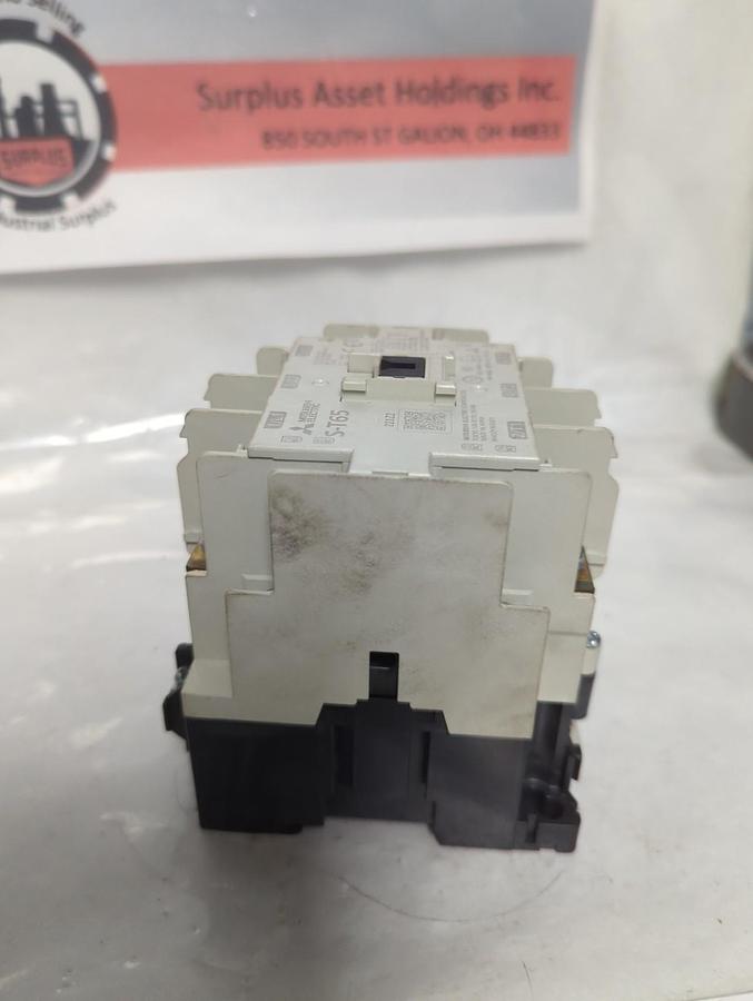 Used MITSUBISHI,S-T65,MAGNETIC CONTACTOR PRE-OWNED