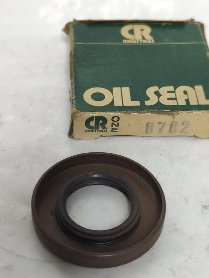 CHICAGO RAWHIDE,8762,OIL SEAL LOT OF 2 NOS