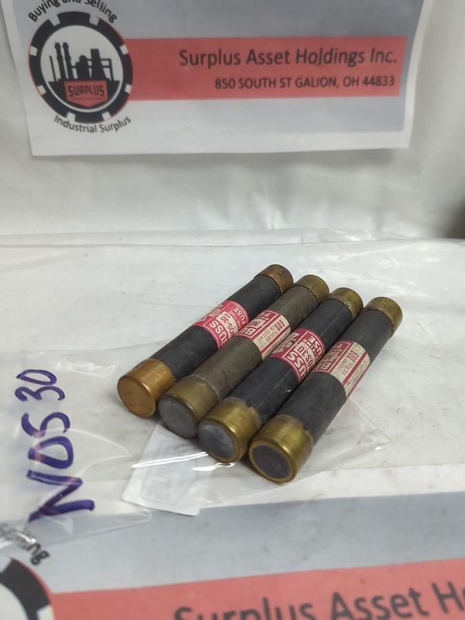 Used COOPER BUSSMANN,NOS 30,ONE-TIME 30 AMP FUSE LOT OF 4 PRE-OWNED