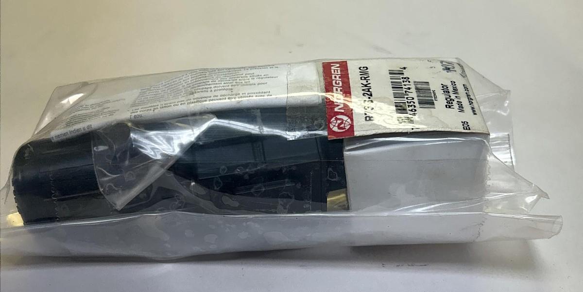 NORGREN,R73G-2AK-RMG,PRESSURE REGULATOR NOS