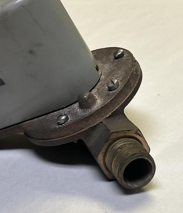 Used HAYS,2600-1311,FLOW SWITCH