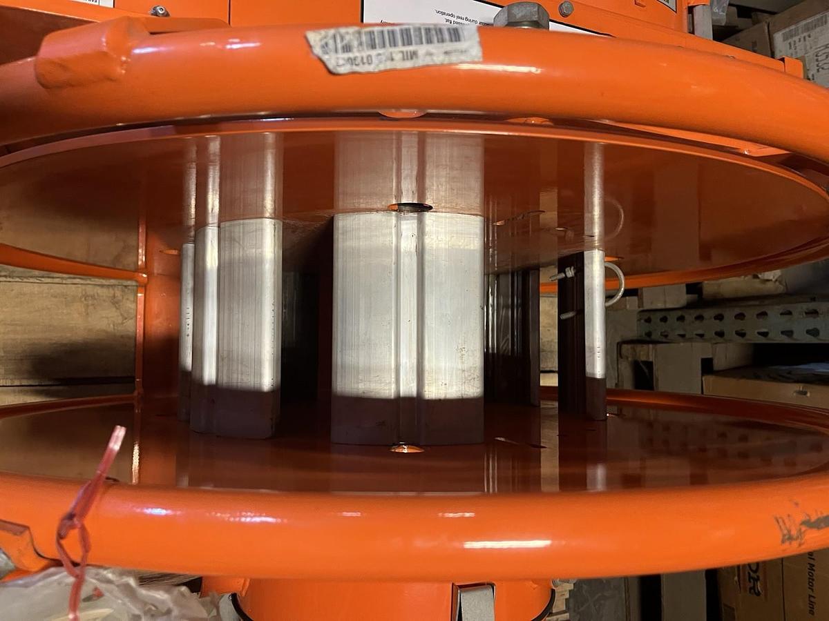 GLEASON,SM321006-67-18-T-1,HEAVY DUTY STRETCH CABLE REEL 600V  150 FPM