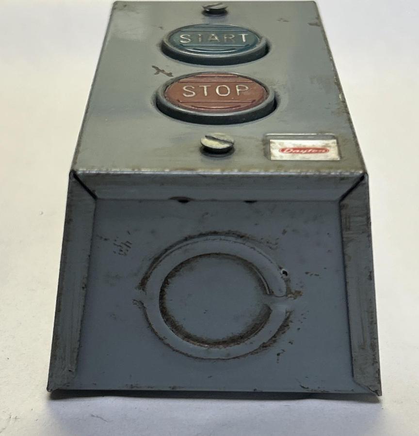 Used DAYTON,5X160,PUSH BUTTON CONTROL STATION START / STOP