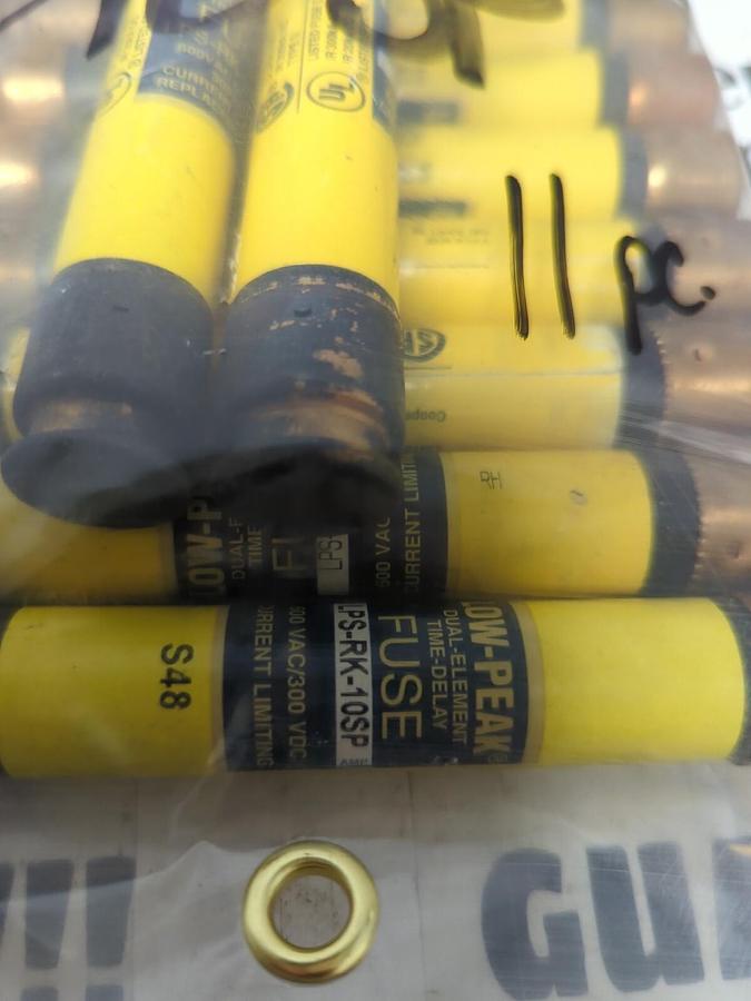 COOPER BUSSMANN,LPS-RK-10SP,LOW-PEAK 10 AMP FUSES LOT OF 11 NOS