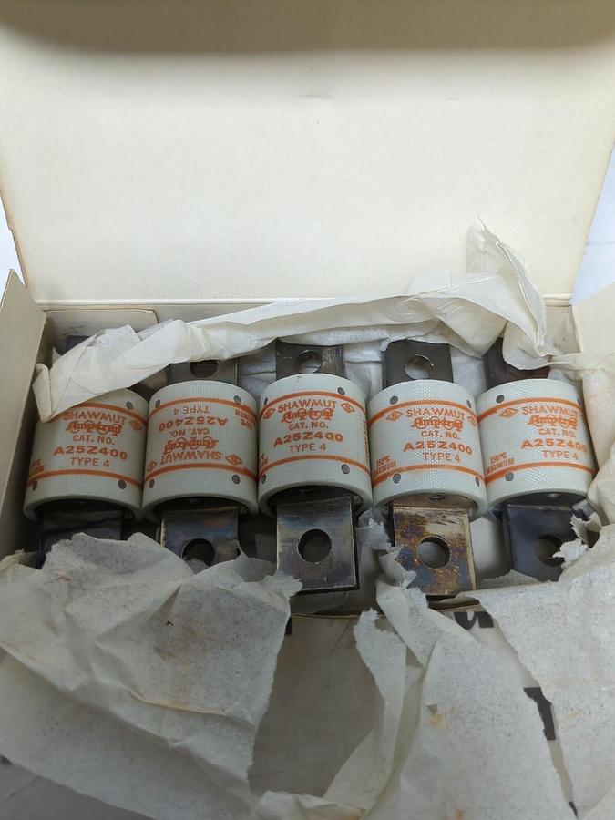 GOULD SHAWMUT,A25Z400,AMP-TRAP FUSE TYPE-4 400 AMP 250V BOX OF 5 NOS