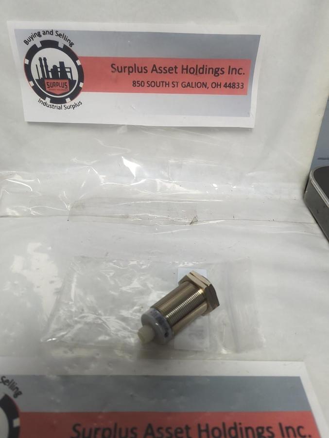 Used EATON,E57-30L-E33-AA,PROXIMITY SWITCH PRE-OWNED
