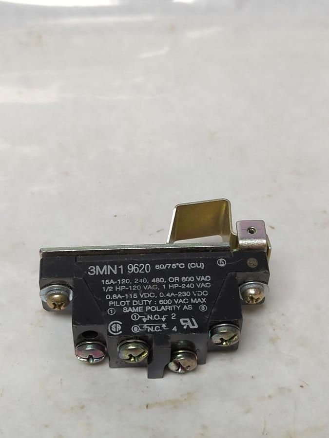 HONEYWELL,3MN1 9620,SNAP ACTION SWITCH 15 AMP NOS