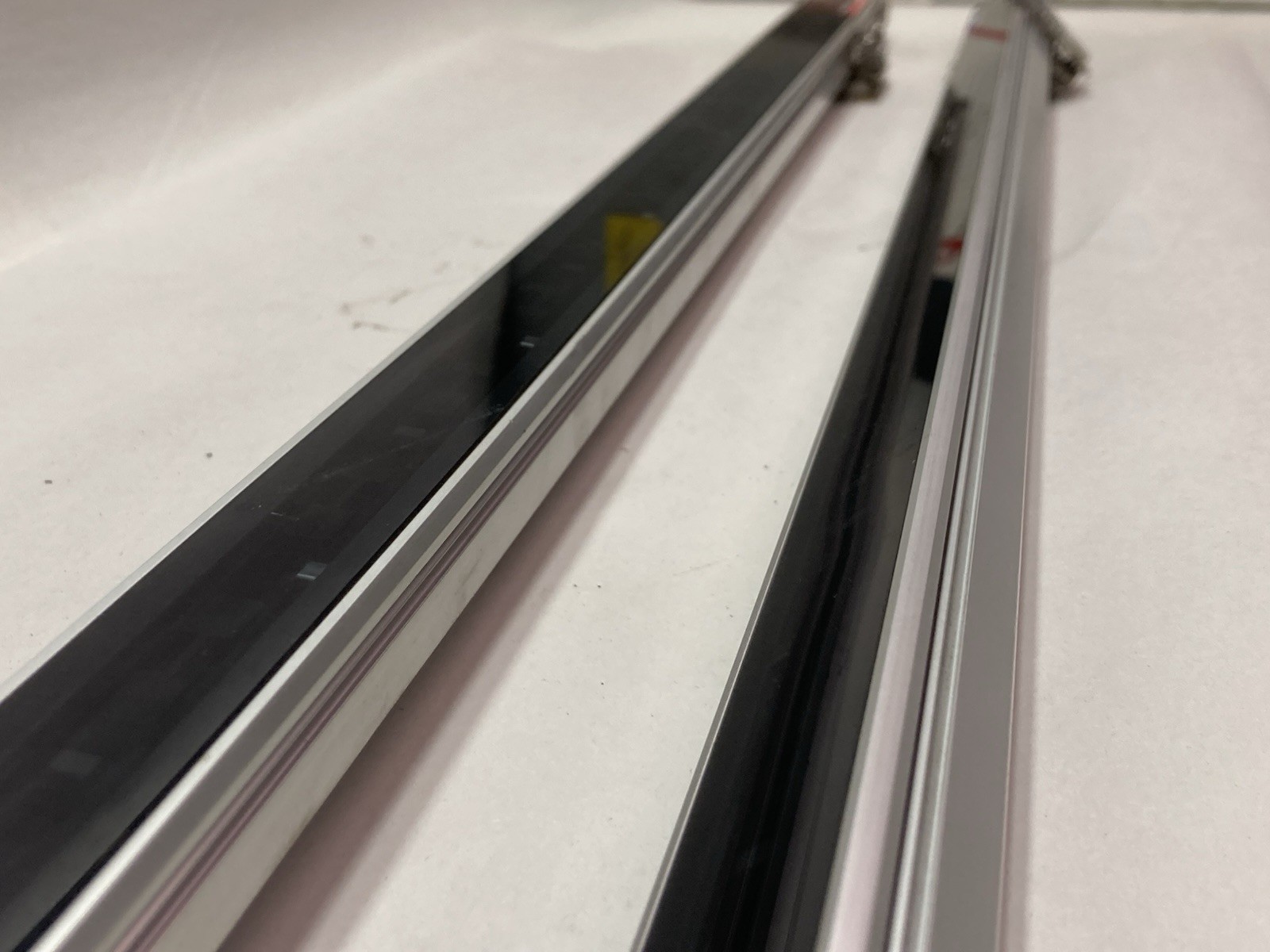 Used Keyence,SL-V44H-T/SL-V44H-R,Safety Light Curtain Set