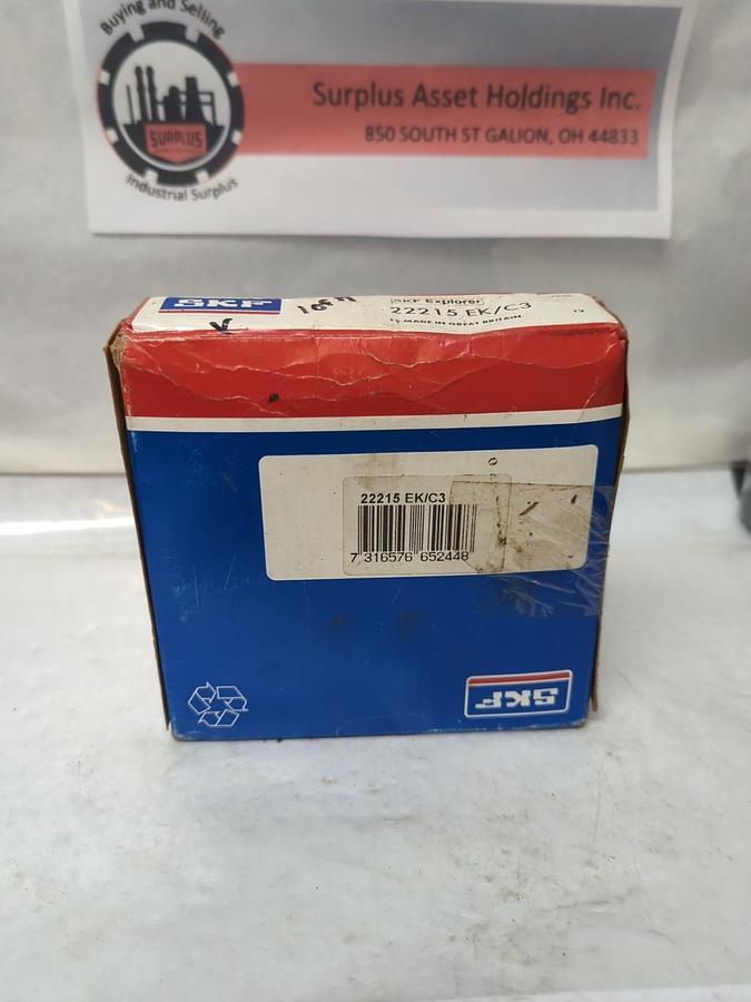 SKF,22215EK/C3,SPHERICAL ROLLER BEARING 75X130X31MM NOS