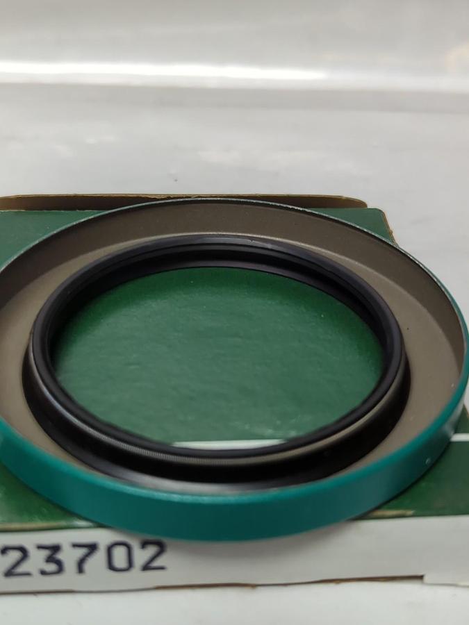 CHICAGO RAWHIDE,23702,OIL SEAL LOT OF 2 NOS