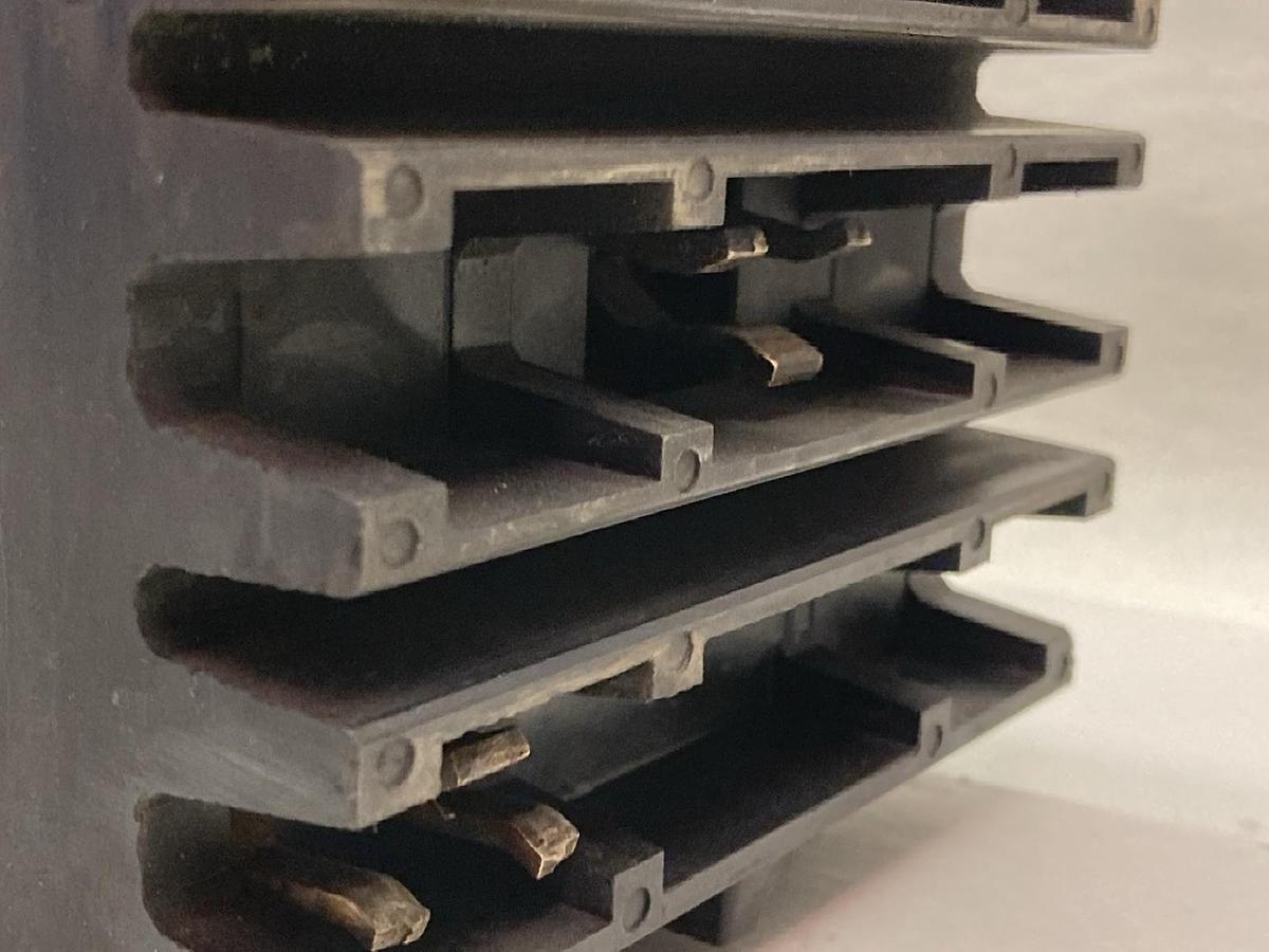 Used Square D,FA34100,Molded Case Circuit Breaker 100A 3-Pole 480VAC