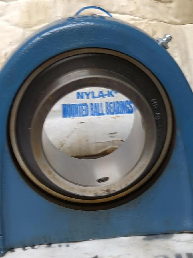 MB MANUFACTURING,C252-1516,PILLOW BLOCK BEARING 2-15/16 INCH BORE NOS