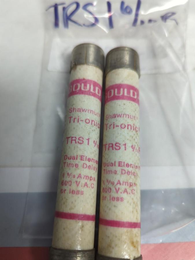 Used GOULD SHAWMUT,TRS-1-6/10R,TRI-ONIC 1-6/10R AMP FUSE LOT OF 2 PRE-OWNED
