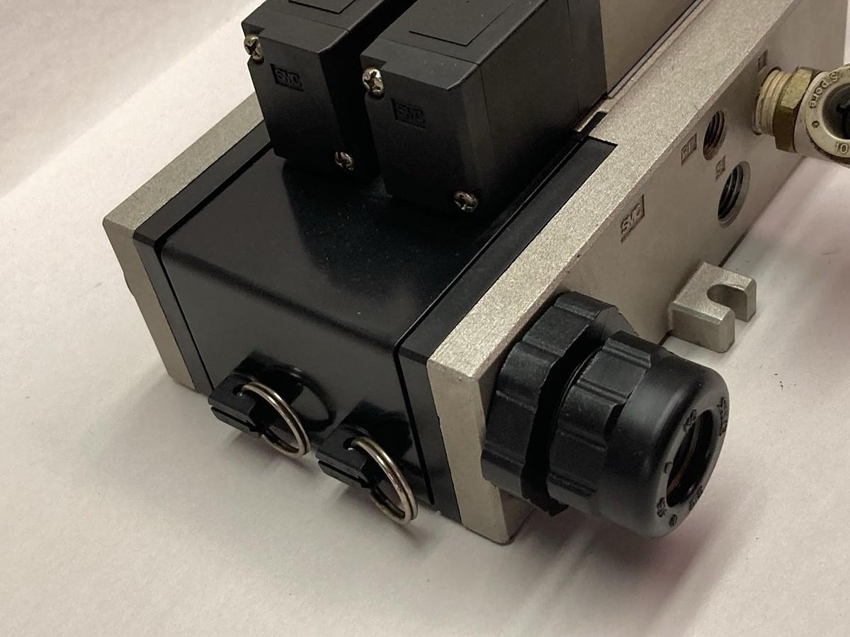 Used SMC,VFS2200-5FZ,Valve Block 0.1~1.0MPa