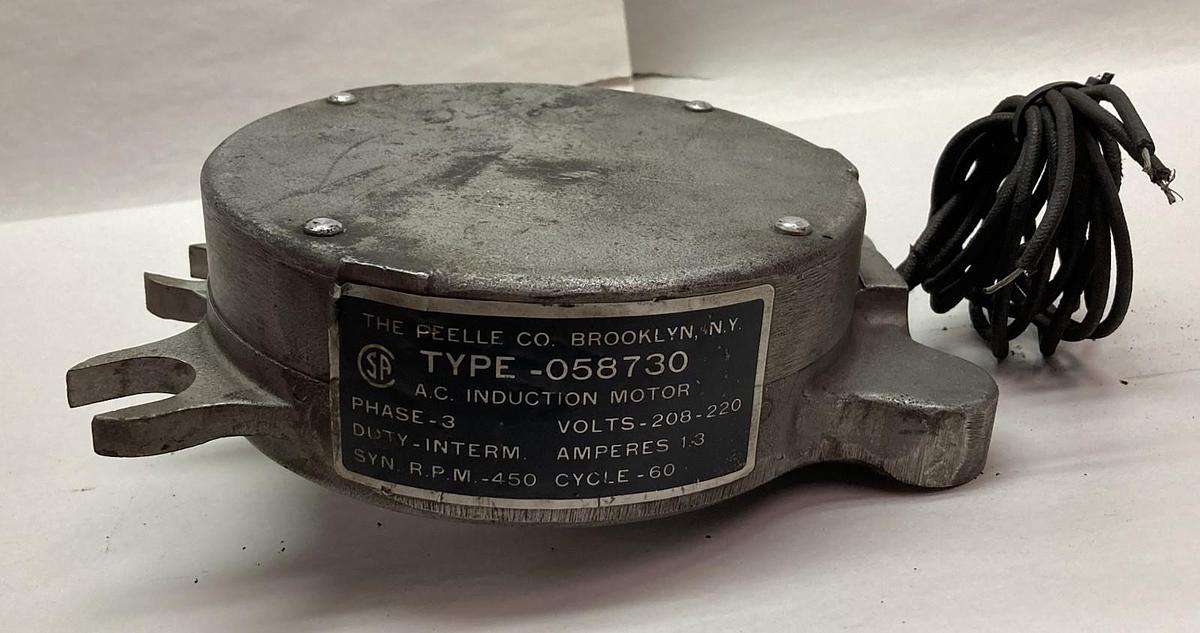 Used Peelle,Type 058730,3-Phase Induction Motor 208-220V 1.3A 450RPM