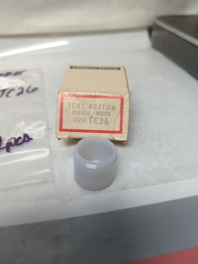 CUTLER-HAMMER,10250 TC26,LENS BUTTON PLASTIC WHITE LOT OF 2 NOS