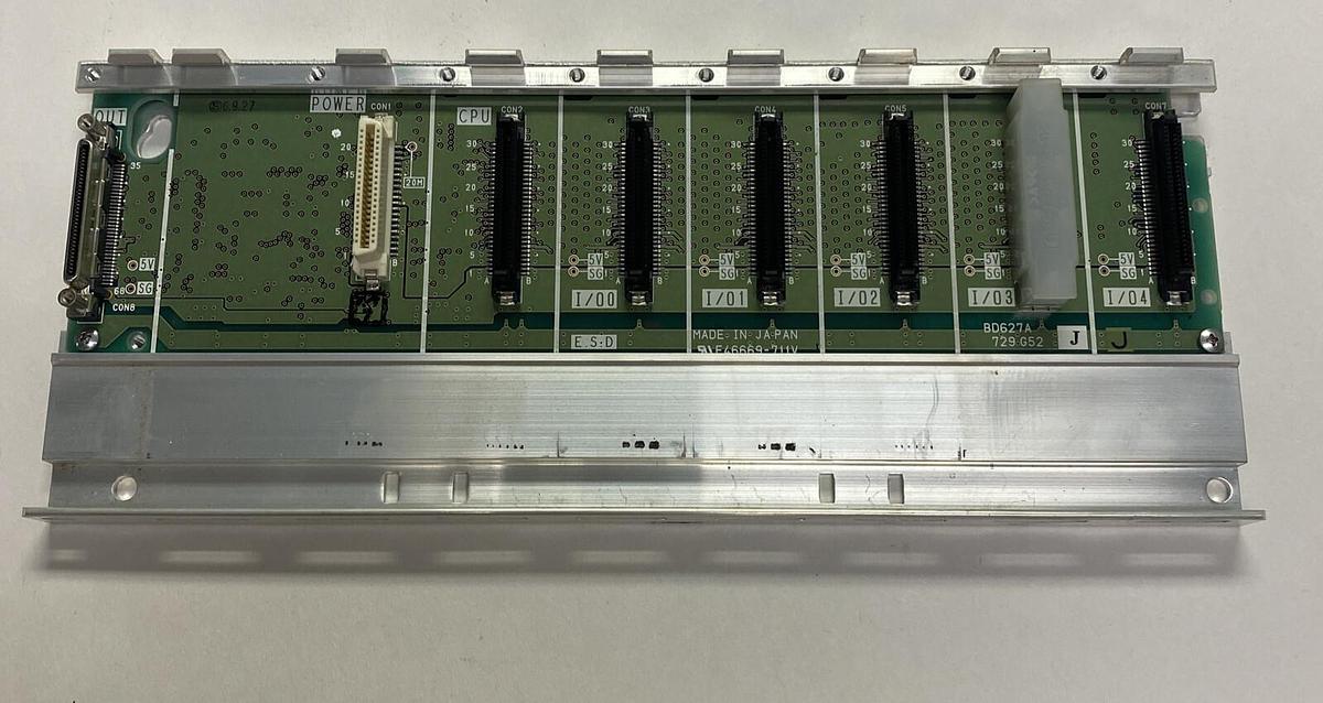 Used MITSUBISHI,E46669-711V,PLC INPUT OUTPUT RACK