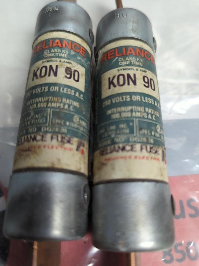 Used RELIANCE,KON90,ONE-TIME 90 AMP FUSE LOT OF 2 PRE-OWNED