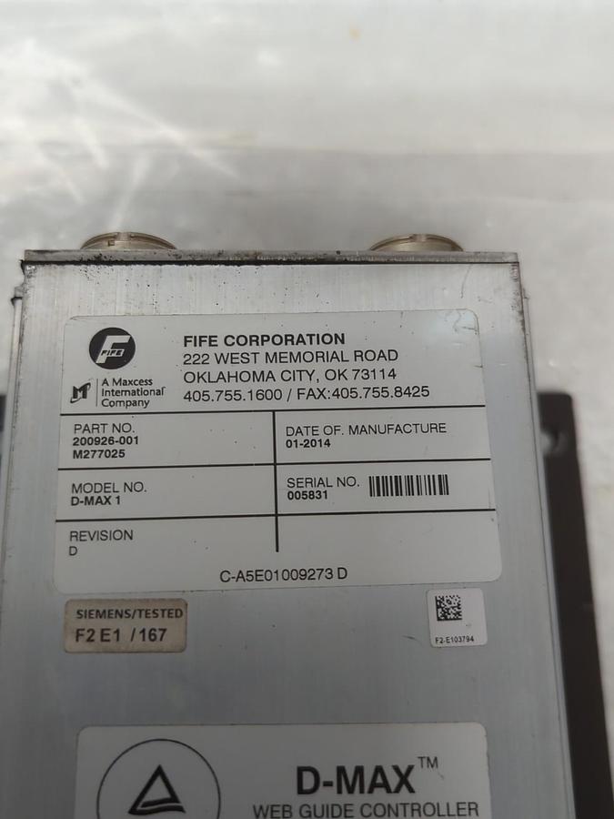 Used FIFE,200926-001,D-MAX WEB GUIDE CONTROLLER SOFT:101110-101 FIRM:100522-015 USED