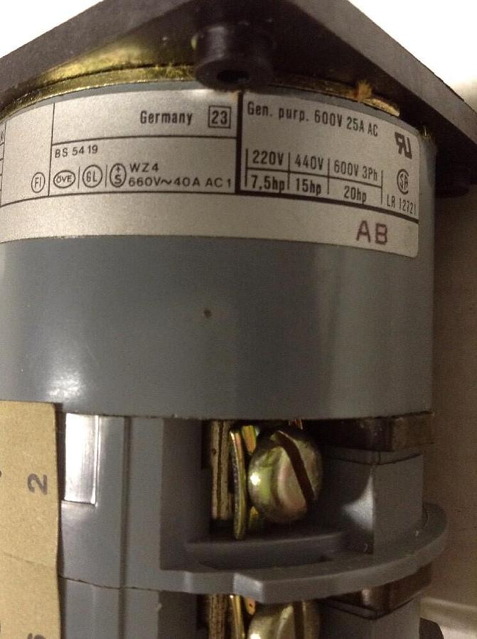 Square D,K4D1049M, Contact Block 63A 660V