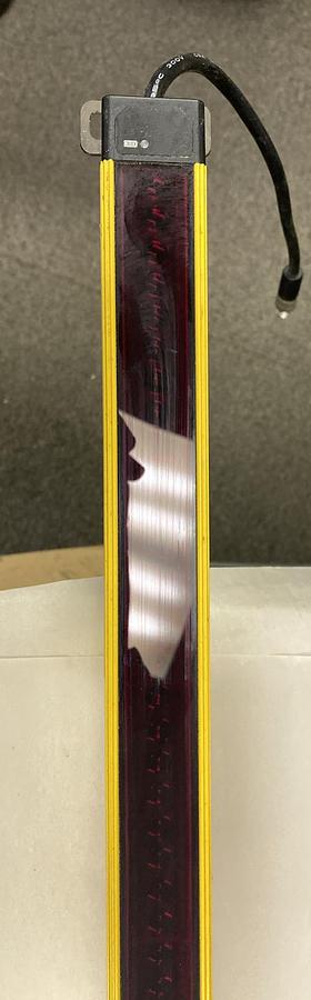 Used STI,MS46-30-1045-Q1-X-SC1,Light Curtain Transmitter