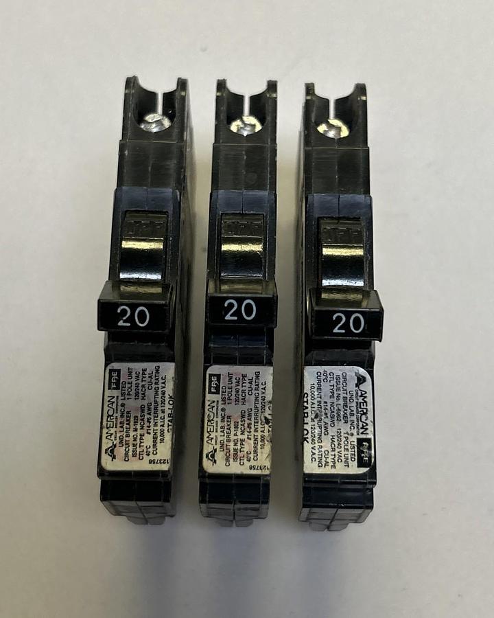 Used AMERICAN FPE,NCASWD120,CIRCUIT BREAKER 20A 120/240V 1P LOT OF 3
