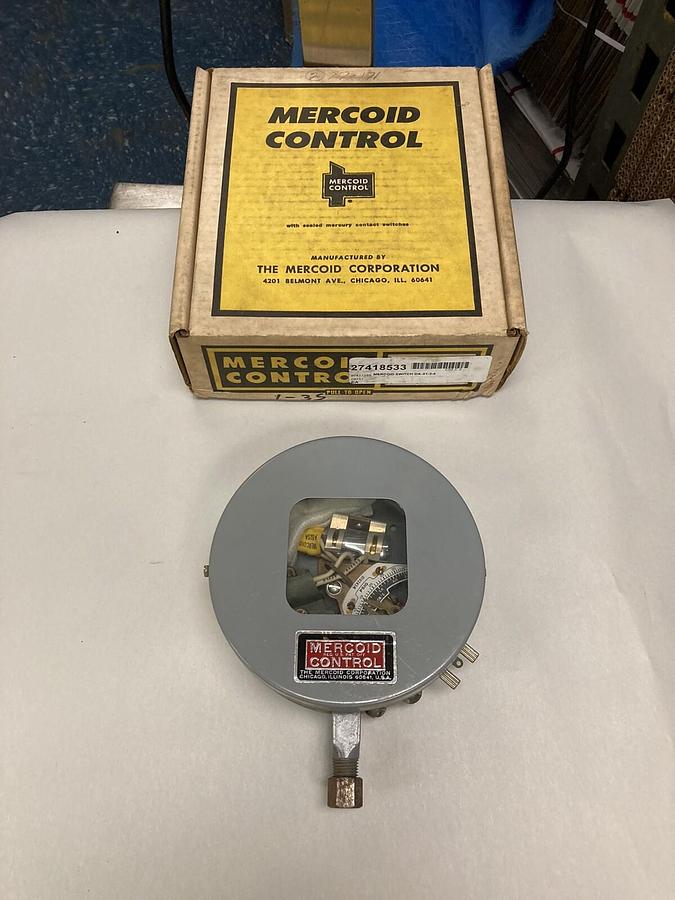 Used Mercoid Control,DA-31-3-4,Pressure Switches