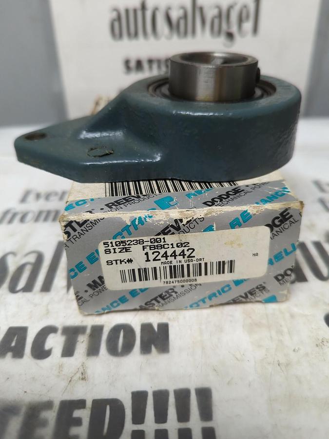 DODGE,124442 FB-SC-102,FLANGE MOUNT BEARING 3-BOLT BASE 1-1/8 IN BORE NOS