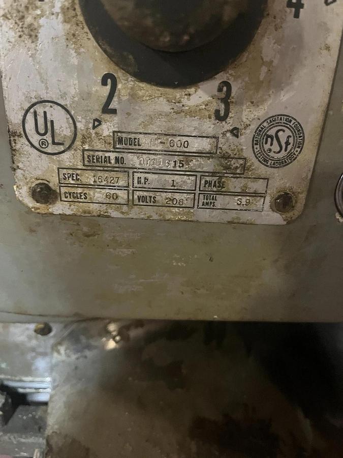 Used HOBART,H-600,INDUSTRIAL MIXER 3PH 1HP NEEDS REBUILT