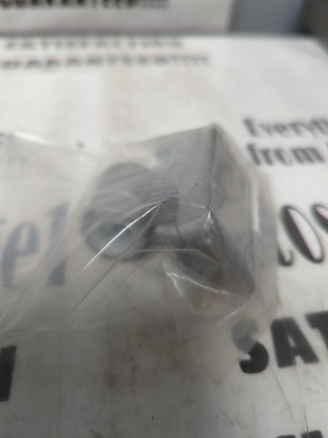 Used FESTO,LNG-40  33891,CLEVIS FOOT MOUNT NEW