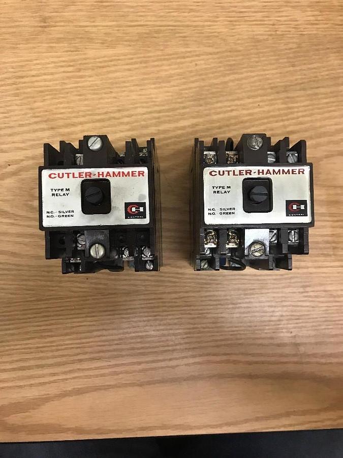 Used CUTLER-HAMMER,D26MB,Type M Relay 600VAC 120VAC COIL