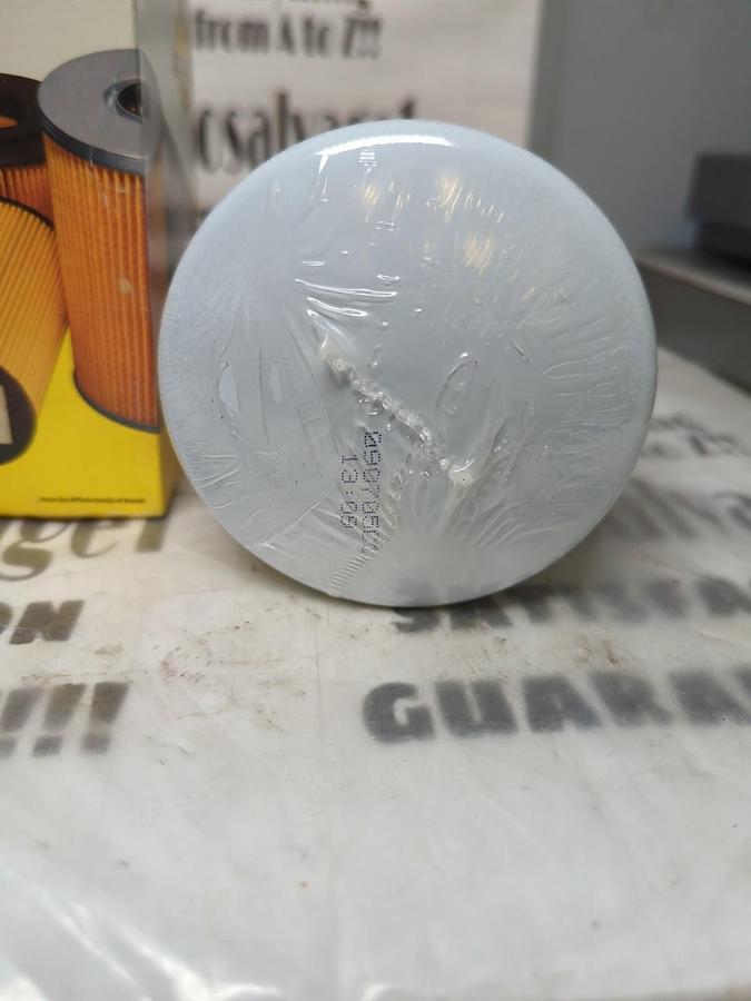 Used WIX,51806,OIL FILTER NEW