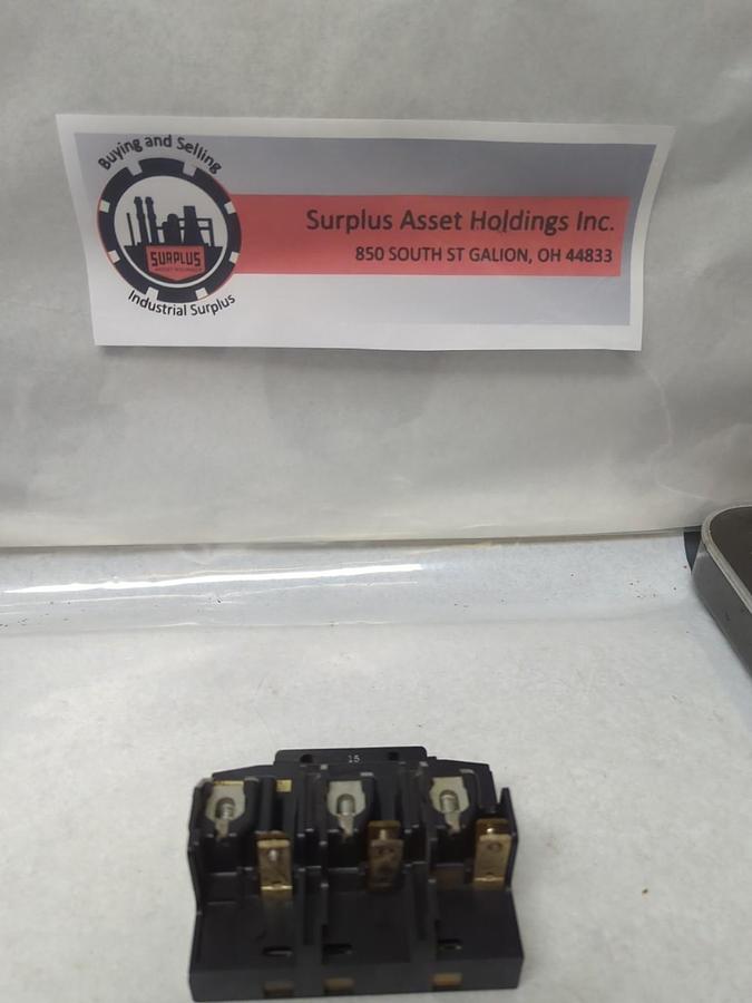 Used I.T.E.,P4315,CIRCUIT BREAKER 15 AMP 3-POLE 240VAC PRE-OWNED
