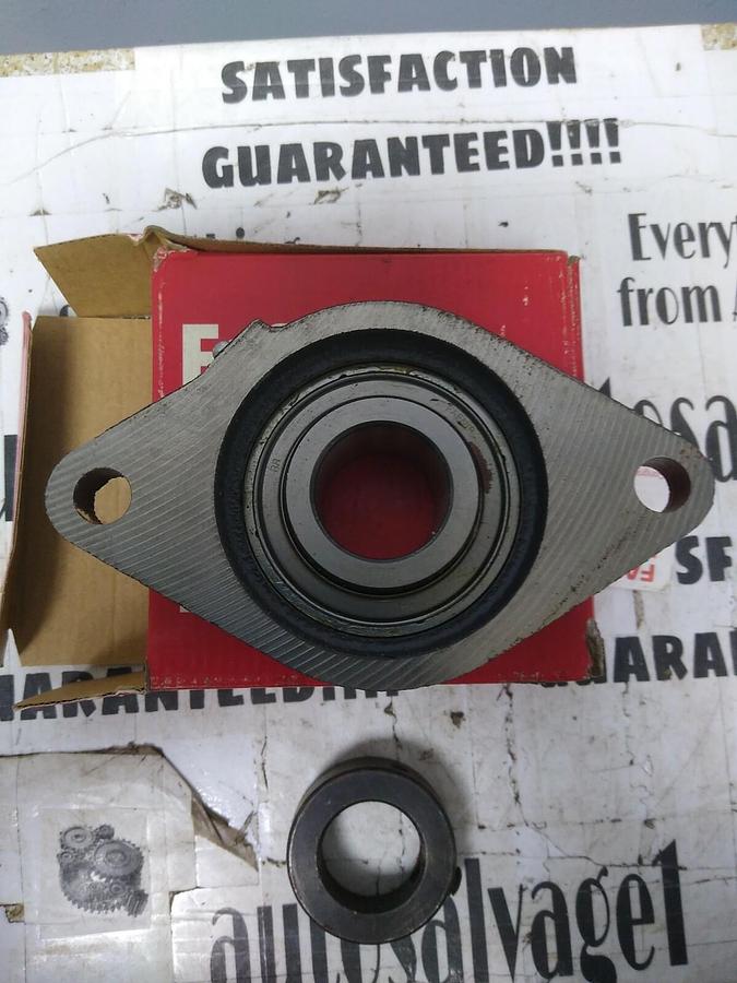 FAFNIR,RCJT 1-1/4,FLANGE MOUNT BEARING 2-BOLT 1-1/4 IN BORE NOS