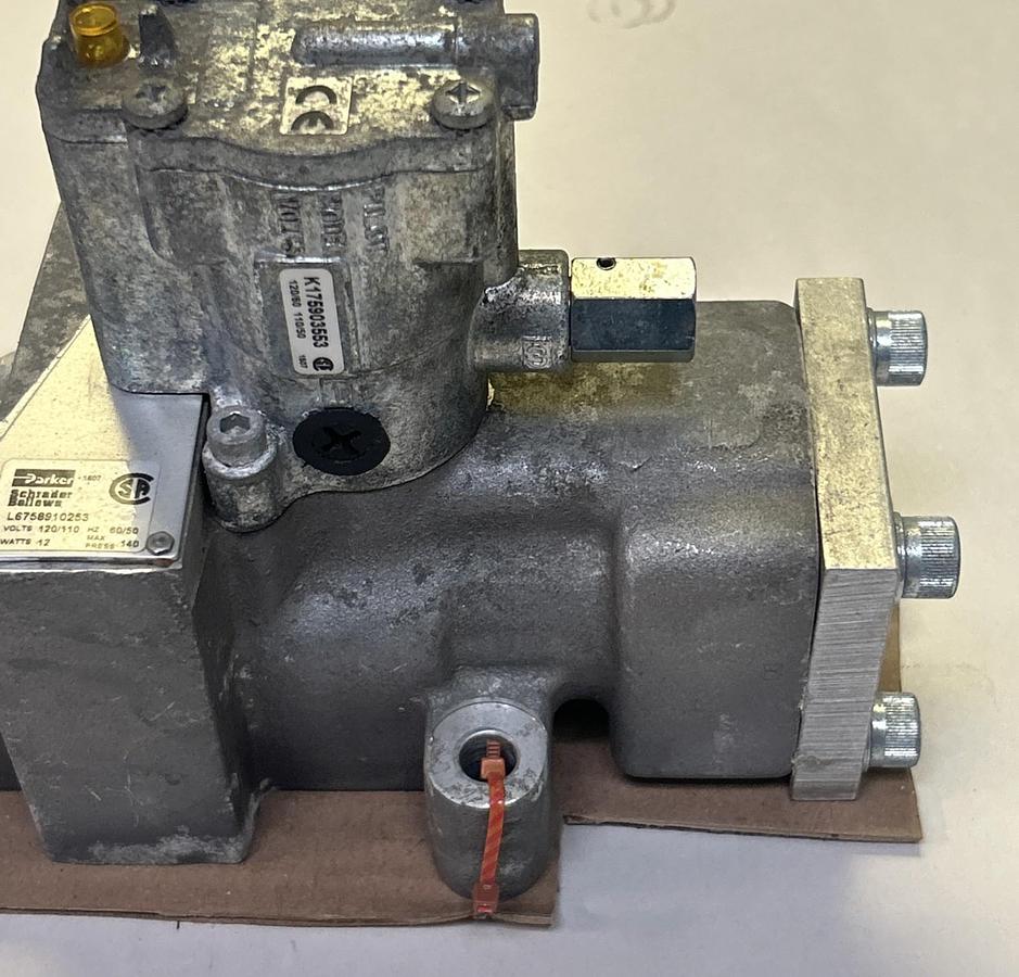 Used PARKER,L6758910253,SOLENOID CONTROL VALVE