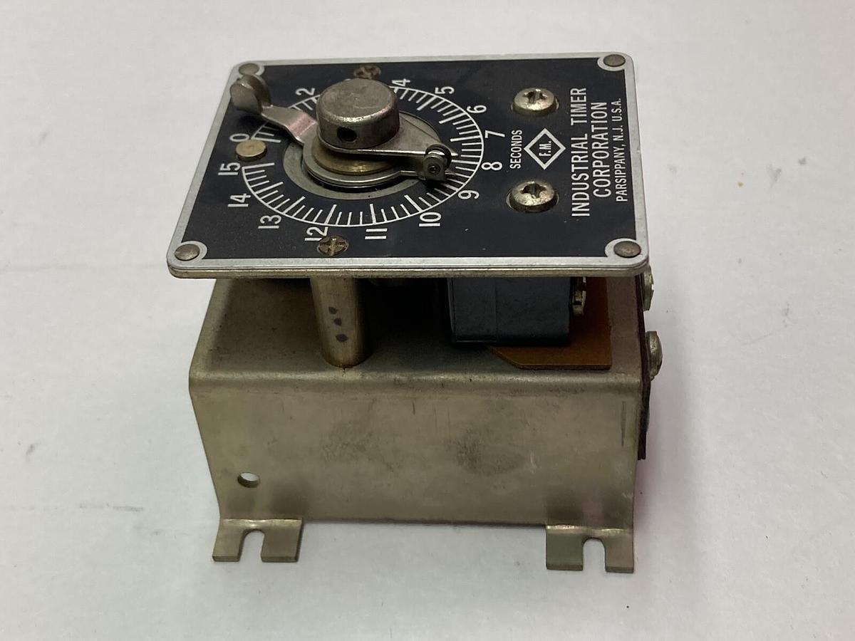 ITC,SF-15S,Industrial Timer 115V 6 Cycles 5 Watts