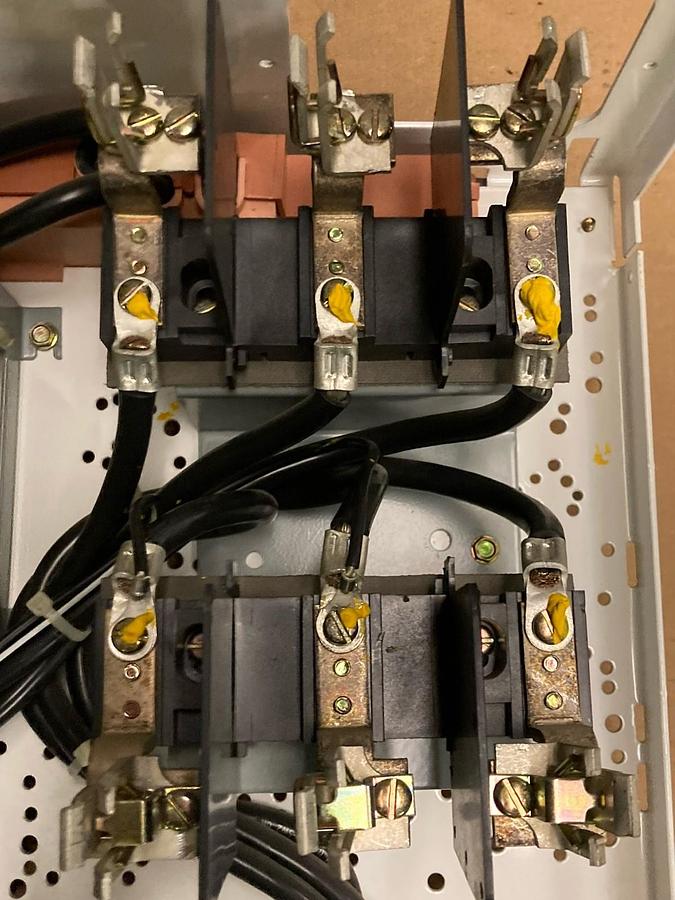 Used GE,E33752,Evolution Size 3 30 INCH FVNR Fused MCC Starter Bucket 60Hz 480V