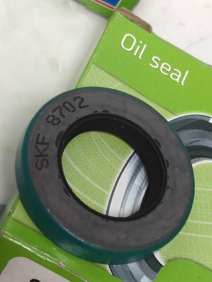 SKF,8702,OIL SEAL LOT OF 4 NOS