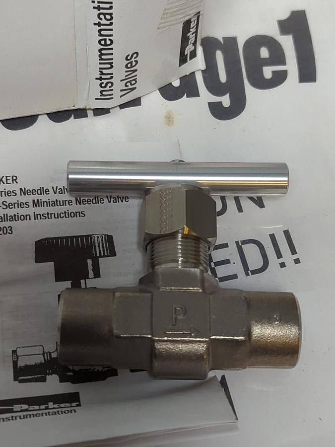 PARKER,6F-V8LN-SS,NEEDLE VALVE 316SS 3/8 INCH FEMALE