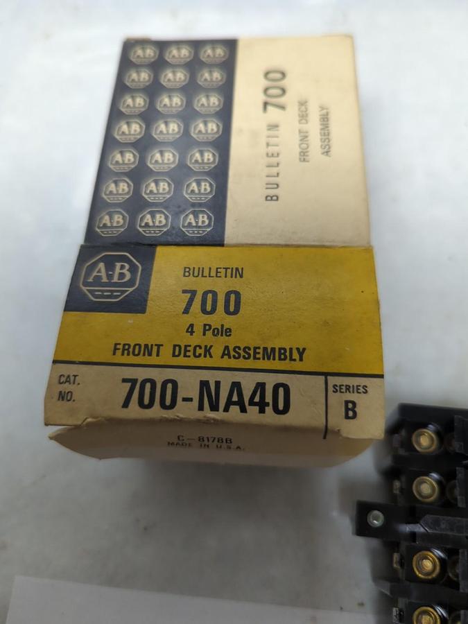 ALLEN BRADLEY,700-NA40,SERIES B FRONT DECK ASSEMBLY 4-POLE NOS