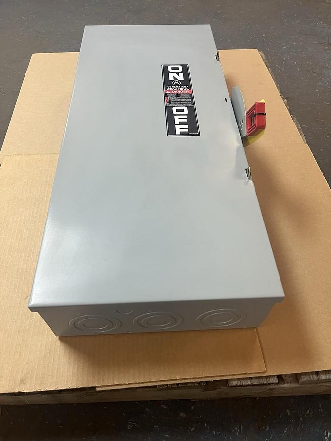 GE,TH3364,INDOOR FUSIBLE SAFETY SWITCH 200A 600V 3P