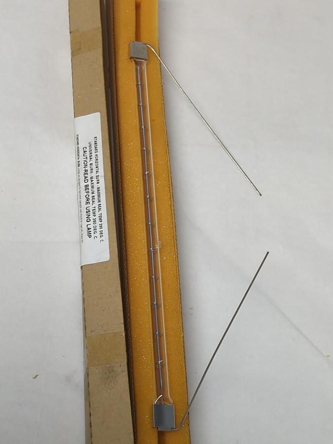 GE,L-QTZ2,HALOGEN HEAT LAMP MAXIUM HEAT SEAL 350 DEG. NOS