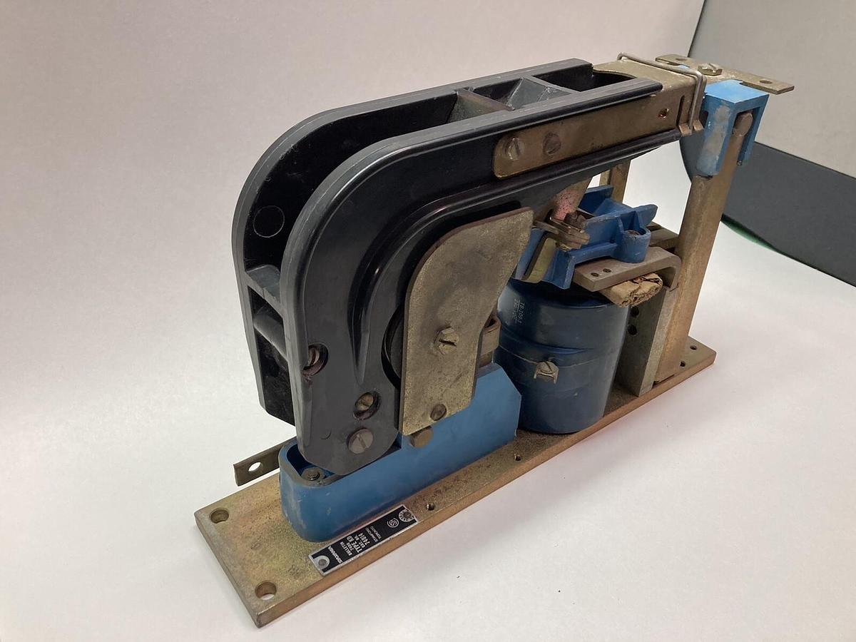 Used Sylvania,Type KD 74U14,Single Pole Contactor